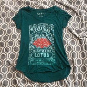 Lucky Brand t shirt
